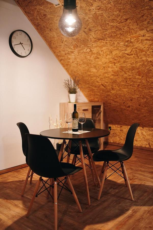 Garage Harrachov Apartment ภายนอก รูปภาพ